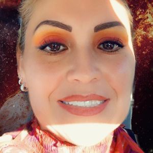 Meet your Posher, Norma l.